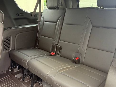 Used 2021 GMC Yukon XL Denali w/ Denali Ultimate Package AWD/4WD image 19