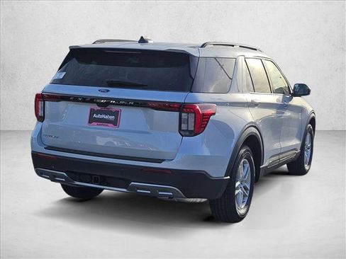 New 2026 Ford Explorer Active w/ Active Comfort Package RWD image 2