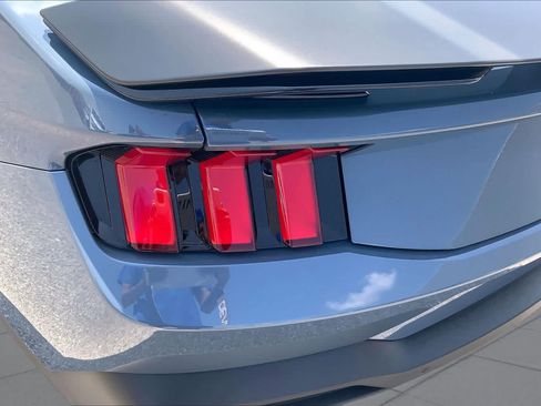 Used 2025 Ford Mustang Dark Horse RWD image 29