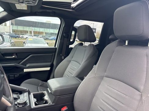 Used 2024 Toyota Tacoma TRD Off-Road w/ TRD Off Road Upgrade Package image 11