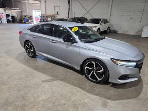 Used 2021 Honda Accord Sport image 16