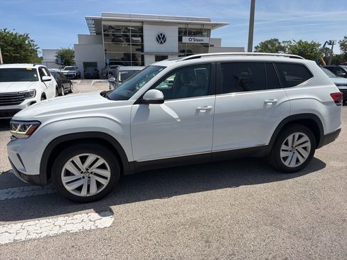 Used 2021 Volkswagen Atlas SEL AWD/4WD image 3