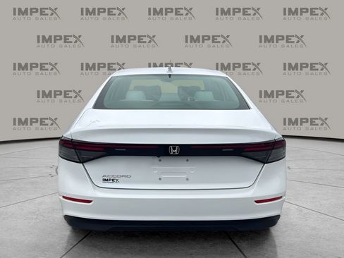 Used 2024 Honda Accord EX image 4