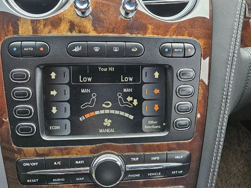 Used 2009 Bentley Flying Spur Flying Spur image 25