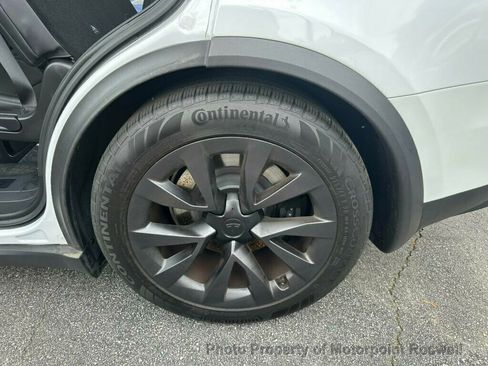 Used 2025 Tesla Model X AWD/4WD image 30