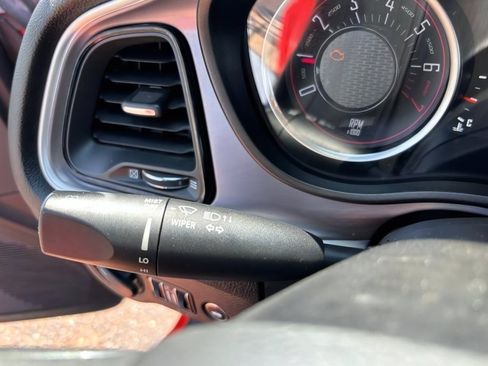 Used 2020 Dodge Challenger SXT RWD image 23