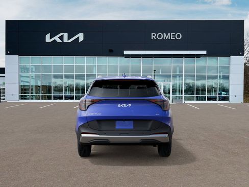 New 2026 Kia Sportage EX image 6