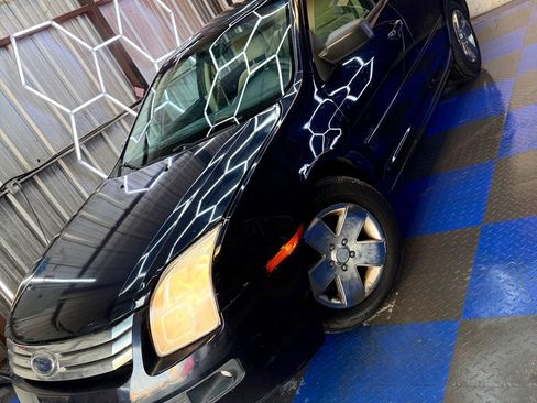 Used 2009 Ford Fusion SE FWD image 3