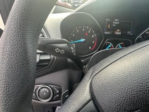 Used 2017 Ford Escape SE image 20