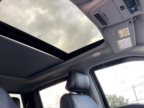 Used 2024 Ford F250 Lariat w/ Lariat Ultimate Package image 28