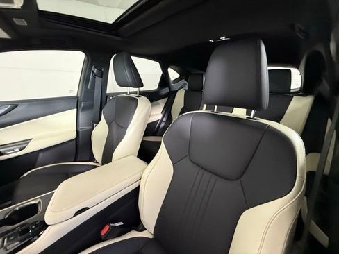 Certified 2024 Lexus NX 250 FWD w/ Premium Package image 5