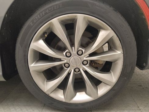 Used 2016 Chrysler 200 S w/ Navigation & Sound Group I FWD image 31