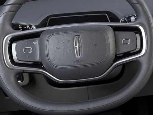 New 2026 Lincoln Nautilus Premier image 12