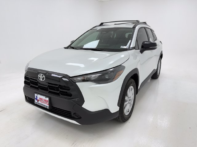 New 2026 Toyota Corolla Cross LE w/ Moonroof Package FWD image 4