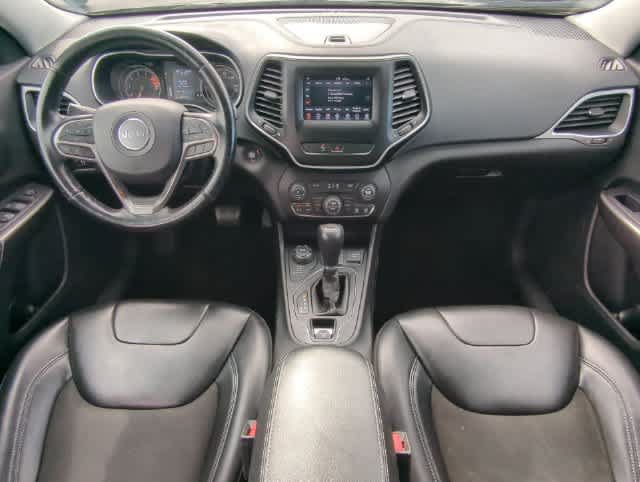 Certified 2020 Jeep Cherokee Latitude Plus w/ Cold Weather Group AWD/4WD image 15