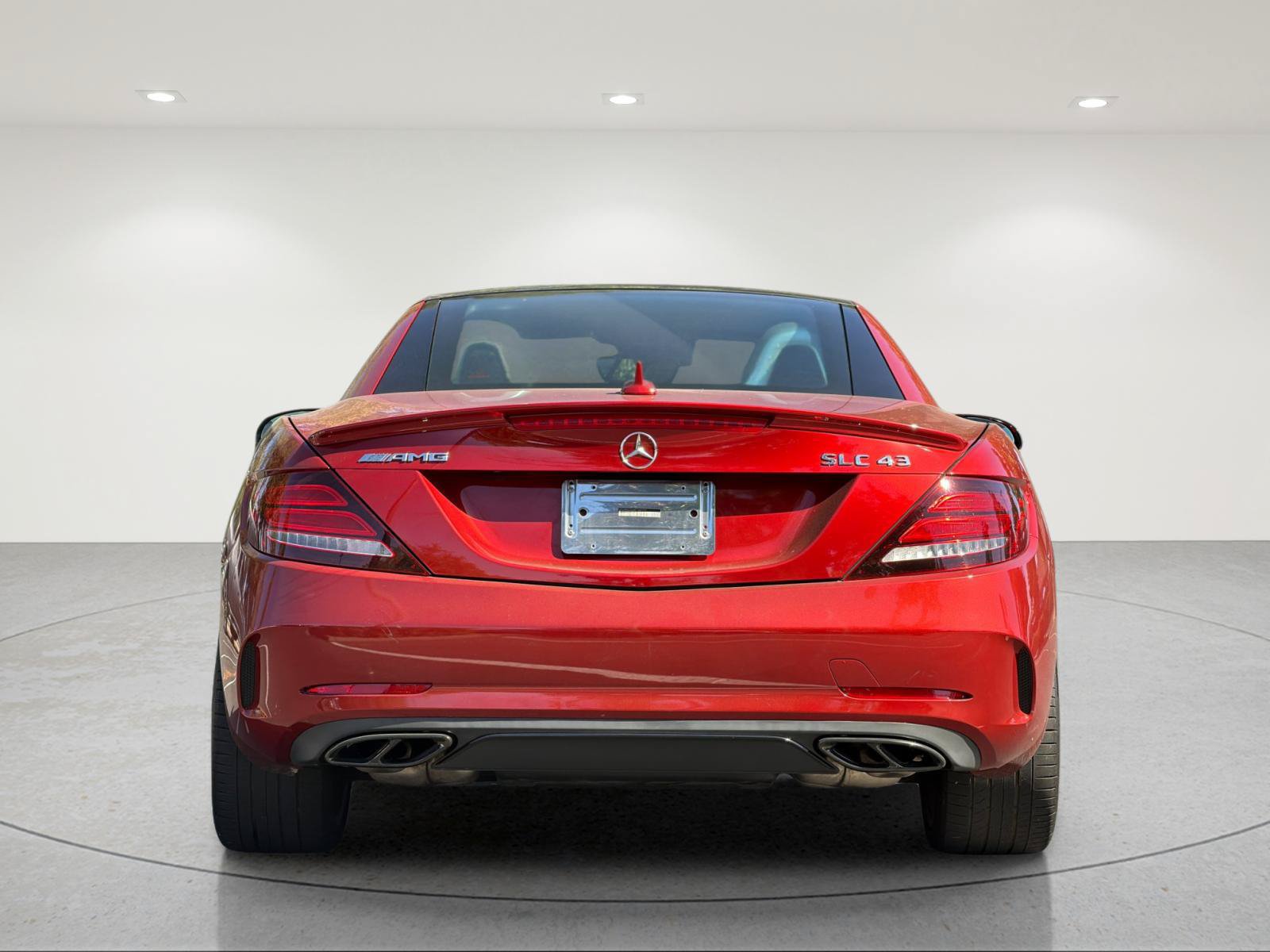 Used 2019 Mercedes-Benz SLC 43 AMG image 4
