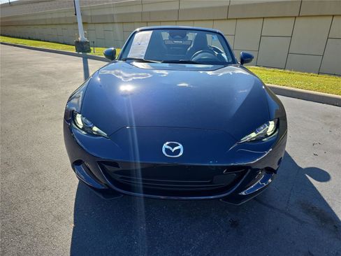 Used 2025 MAZDA MX-5 Miata Grand Touring image 2