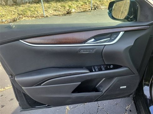 Used 2018 Cadillac XTS Luxury w/ Driver Awareness Package image 23