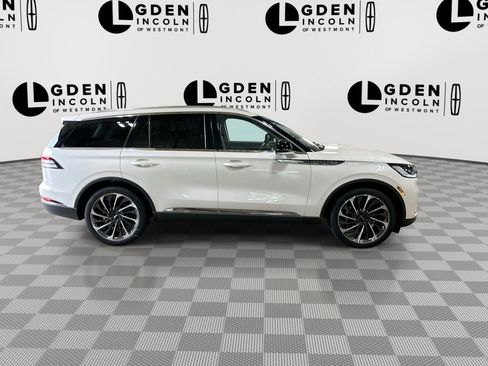 Used 2026 Lincoln Aviator Reserve AWD/4WD image 9