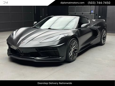 Used 2022 Chevrolet Corvette Stingray Coupe w/ Z51 Performance Package image 1