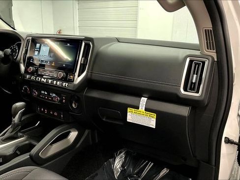 New 2026 Nissan Frontier SV w/ All-Weather Content Package AWD/4WD image 36
