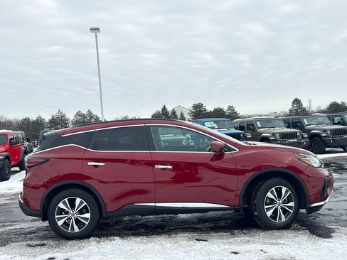 Used 2021 Nissan Murano SV image 2
