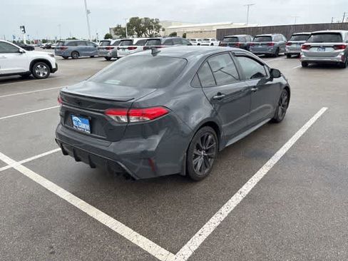 Used 2025 Toyota Corolla SE image 5