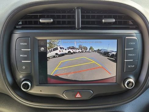 Used 2025 Kia Soul S FWD image 28