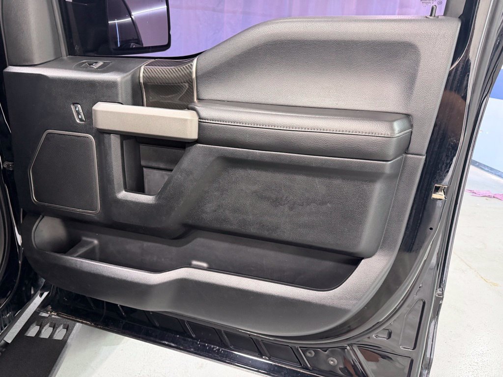 Used 2018 Ford F150 Raptor w/ Equipment Group 802A Luxury AWD/4WD image 21