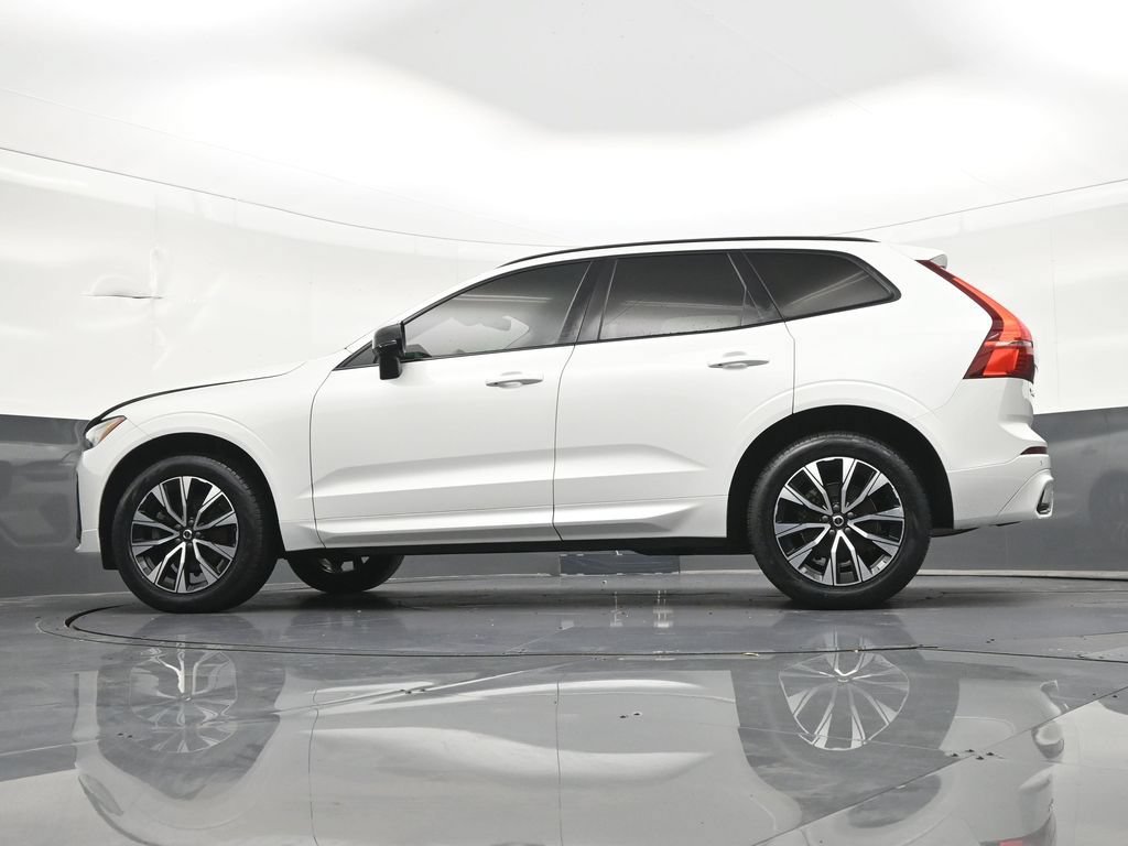 Certified 2024 Volvo XC60 B5 Core w/ Protection Package Premier AWD/4WD image 25
