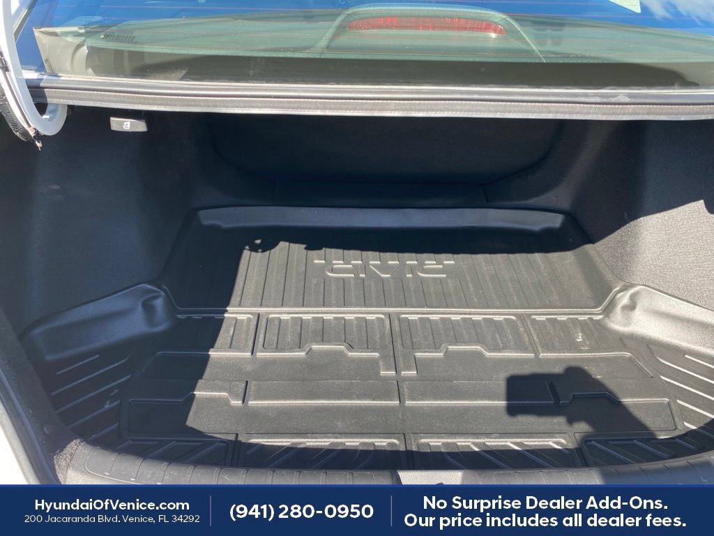 Used 2024 Honda Civic Sport image 19