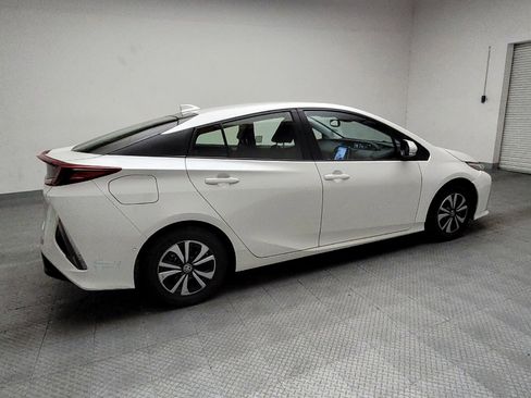 Used 2017 Toyota Prius Prime Advanced image 10