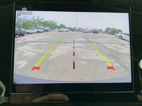 Used 2023 Jeep Grand Cherokee Laredo AWD/4WD image 19