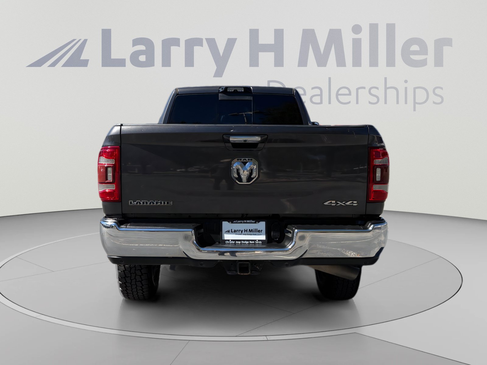 Used 2021 RAM 3500 Laramie w/ Safety Group AWD/4WD image 4