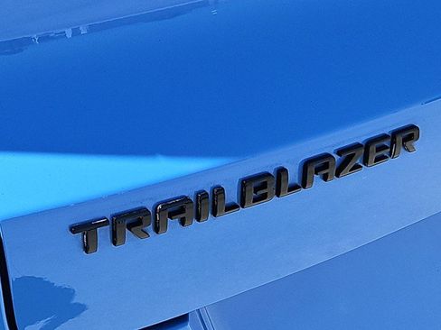 Used 2023 Chevrolet TrailBlazer RS w/ Convenience Package FWD image 31