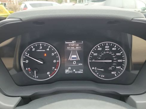 Certified 2025 Subaru Crosstrek 2.5i Limited w/ Crosstrek Mirror Package image 12