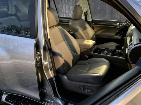 Used 2020 Lexus GX 460 Premium image 29