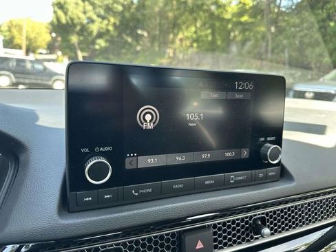 Certified 2025 Honda Civic Sport image 24