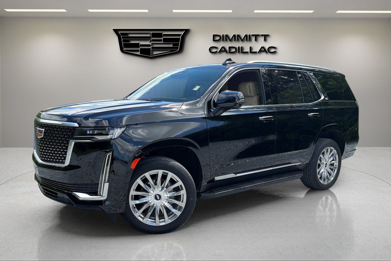 Certified 2022 Cadillac Escalade Premium Luxury RWD image 1