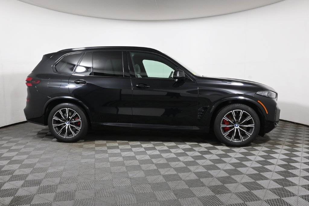 Certified 2024 BMW X5 xDrive50e w/ M Sport Package AWD/4WD image 8