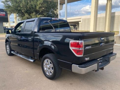 Used 2012 Ford F150 XLT w/ XLT Chrome Pkg image 2