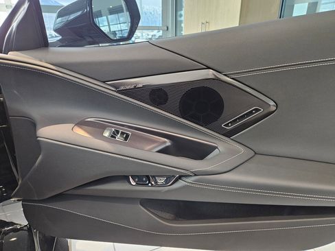 Used 2025 Chevrolet Corvette Stingray Preferred Conv w/ Z51 Performance Package image 31