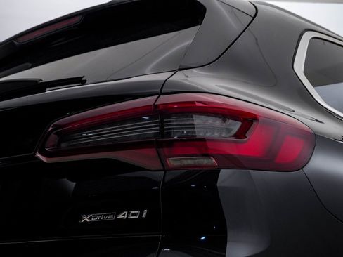 Used 2020 BMW X5 xDrive40i w/ Premium Package image 13