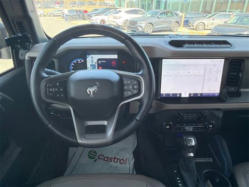 Used 2023 Ford Bronco Wildtrak image 22