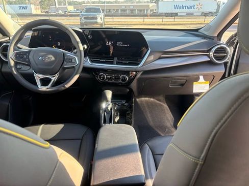 New 2026 Chevrolet Trax ACTIV w/ Driver Confidence Package FWD image 17