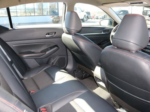 Used 2024 Nissan Altima 2.5 SR image 22