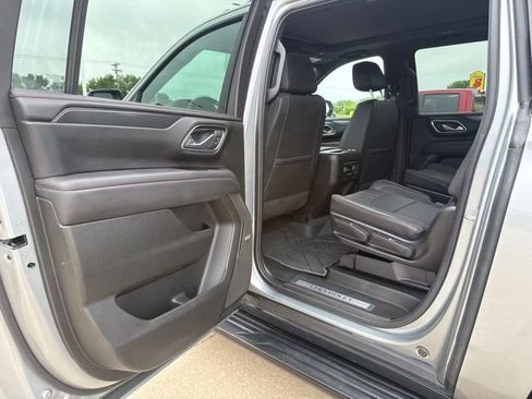 Used 2024 Chevrolet Suburban RST w/ Luxury Package AWD/4WD image 36