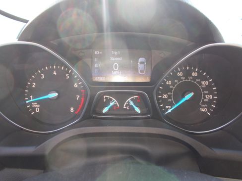 Used 2018 Ford Escape SE image 14