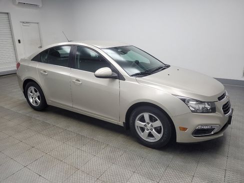 Used 2016 Chevrolet Cruze LT image 11