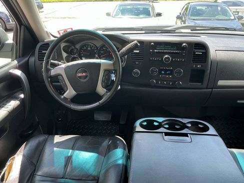 Used 2014 GMC Sierra 2500 SLE w/ SLE Preferred Package AWD/4WD image 22